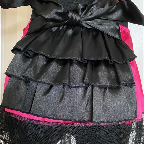 VS Y2K 2007 Sexy Little Things Skirt with 3 tier ruffles in the back and ribbon - Picture 4 of 6